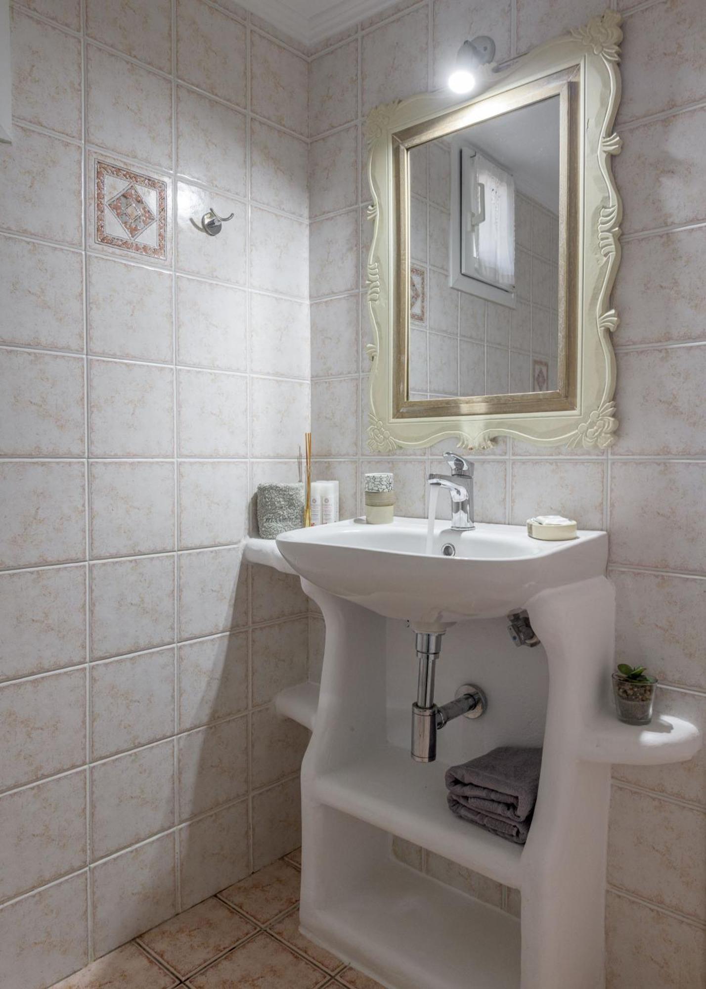 Floras Rooms بولونيا المظهر الخارجي الصورة